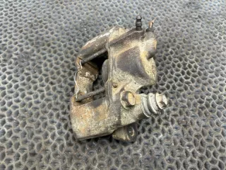 Суппорт Mitsubishi Pajero 2 1998г. 44011W030P - Фото 4