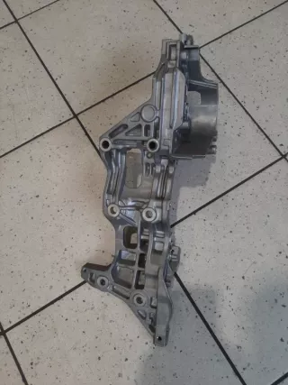 04L903141E Кронштейн генератора и компрессора кондиционера Volkswagen Passat B8 Арт 2-852427, вид 3