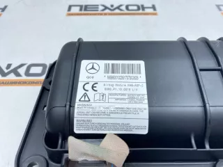 A1668600102 Подушка безопасности в колени Mercedes GLS X166 Арт 2-853069, вид 6