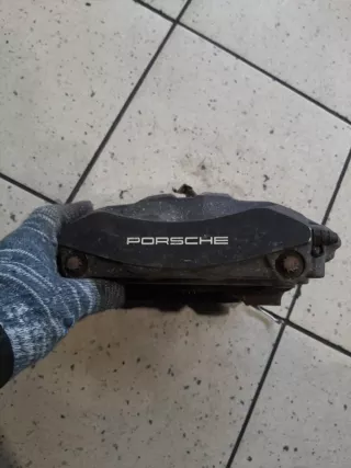 95835242302 Суппорт тормозной Porsche Cayenne 958 Арт 2-854267, вид 4