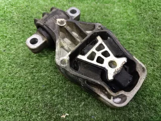 A2462401209 Подушка крепления двигателя Mercedes CLA c117 Арт 2-854576, вид 3