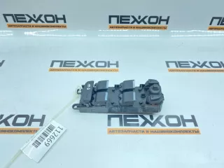 LR109008 Блок кнопок стеклоподъемников Land Rover Discovery 2 Арт 2-854893, вид 1