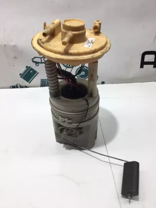 mn135000 Насос топливный Mitsubishi Colt 6 restailing Арт 2-858350, вид 1
