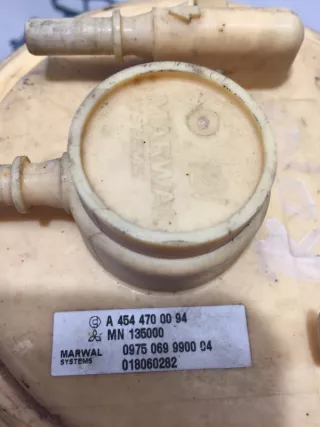 mn135000 Насос топливный Mitsubishi Colt 6 restailing Арт 2-858350, вид 4