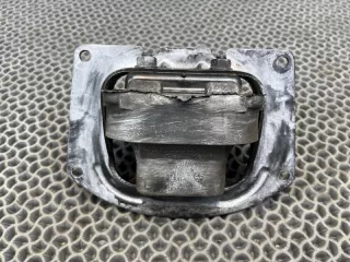 4573775 Подушка крепления двигателя Dodge Stratus 1 2.4л Арт 2-858763, вид 3
