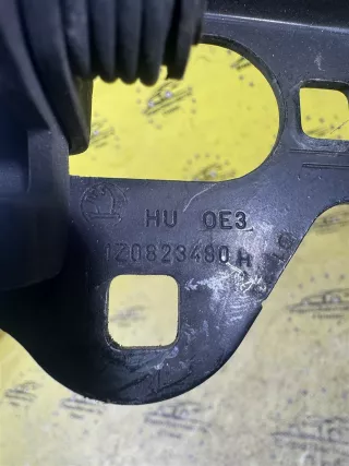 1z0823480 Крючок капота Skoda Octavia A4 Арт 2-863184, вид 4