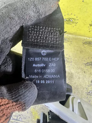 1z0857702c Ремень безопасности Skoda Octavia A4 Арт 2-863200, вид 4