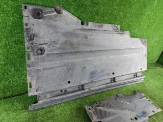8T8825207 Защита днища кузова Audi A5 (S5,RS5) 1 Арт 2-868489, вид 4