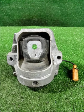 8R0198381B Подушка крепления двигателя Audi A4 B8 Арт 2-869810, вид 1