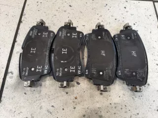 8W0698451BC Комплект колодок Audi Q7 4M Арт 2-871317, вид 1