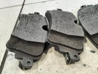 8W0698451BC Комплект колодок Audi Q7 4M Арт 2-871317, вид 4
