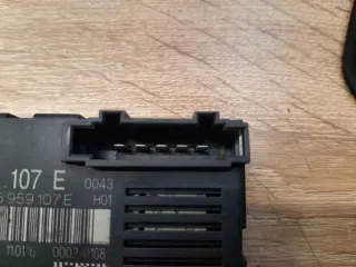 7P5959107E Блок управления багажником Porsche Cayenne 958 Арт 2-876498, вид 4