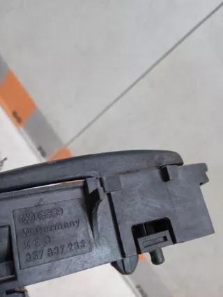 357837236 Ручка двери внутренняя Volkswagen Passat B3 Арт 2-878954, вид 9