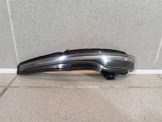 A0999064701 Повторитель в зеркало правое Mercedes C W205 Арт 2-885542, вид 1
