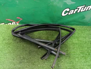 A2037250125 Уплотнитель Mercedes C W203 Арт 2-891281, вид 1