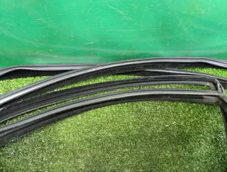 A2037250125 Уплотнитель Mercedes C W203 Арт 2-891281, вид 4