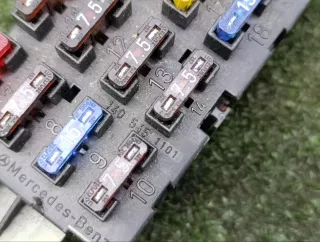 A1405451101 Блок предохранителей Mercedes S W140 Арт 2-894022, вид 4