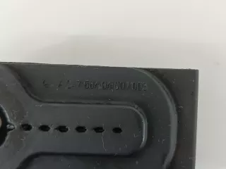 A2475040400 Подушка радиатора Mercedes CLA c118 Арт 2-895155, вид 4