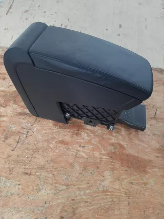 3C0864211B Подлокотник Volkswagen Passat B7 Арт 2-895536, вид 9