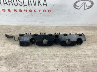 852215NA0A Кронштейн крепления бампера Infiniti J Арт 2-903596