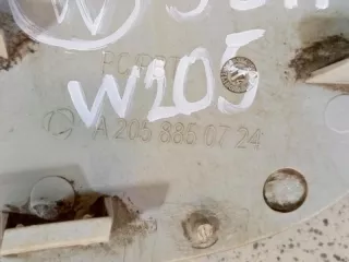 A20588507249999 Заглушка (решетка) в бампер Mercedes C W205 Арт 2-903854, вид 9