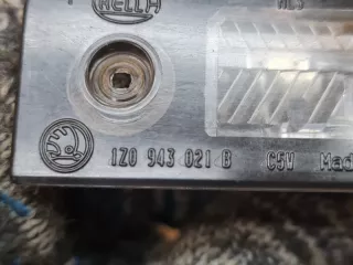 1z0943021b Подсветка номера Skoda Octavia A5 Арт 2-923091, вид 8