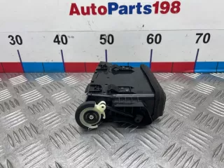 687504CE0A Дефлектор Nissan Qashqai 2 Арт 2-925814, вид 4
