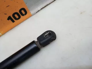 1S7116C826AD Амортизатор капота Ford Mondeo 3 Арт 2-926193, вид 2