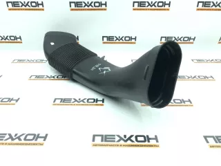 13718514007 Патрубок воздушного фильтра BMW X5 F15 Арт 2-928600, вид 2