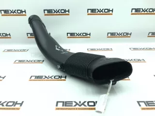 13718514007 Патрубок воздушного фильтра BMW X5 F15 Арт 2-928600, вид 3