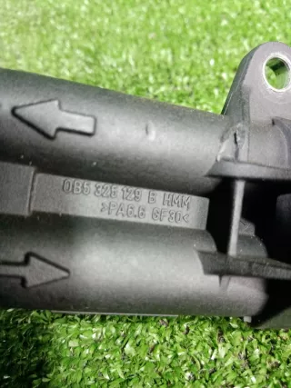 0B5325129B Фланец (тройник) системы охлаждения Audi A4 B8 Арт 2-933020, вид 4