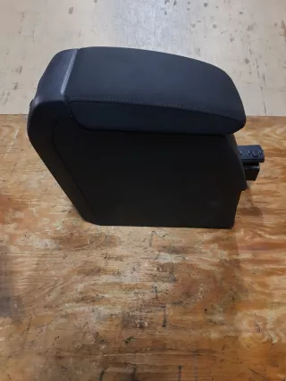 1K0864207E Подлокотник Volkswagen Golf 6 Арт 2-937165, вид 10