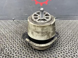 7L8199131A Подушка крепления двигателя Volkswagen Touareg 1 3.0л Арт 2-937330, вид 2