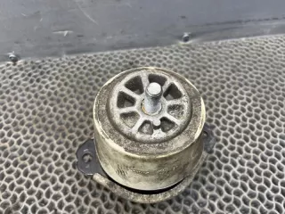 7L8199131A Подушка крепления двигателя Volkswagen Touareg 1 3.0л Арт 2-937330, вид 3
