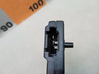 A1638200089 Усилитель антенны Mercedes ML W163 Арт 2-941404, вид 9