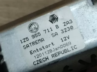 1z5955711b Моторчик передних стеклоочистителей (дворников) Skoda Octavia A5 Арт 2-942655, вид 3