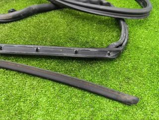 A2037300178 Уплотнитель Mercedes C W203 Арт 2-948093, вид 2