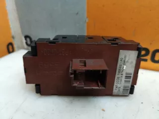 7355331110 Кнопка корректора фар Peugeot Boxer 2 Арт 2-956374, вид 4