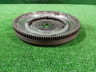 036105266C Маховик двухмассовый Volkswagen Golf 5 Арт 2-957846, вид 2