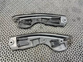 7L6807393B Кронштейн крепления бампера Volkswagen Touareg 1 Арт 2-958438, вид 2