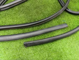 95551170701 Уплотнители капота Porsche Cayenne 957 Арт 2-959400, вид 2