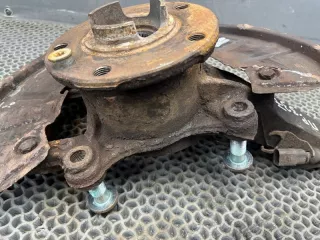 7L0407258A Кулак поворотный Volkswagen Touareg 1 Арт 2-961035, вид 3