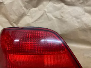 OEW26060A Фонарь задний левый Subaru Impreza 2 Арт e12786613, вид 4