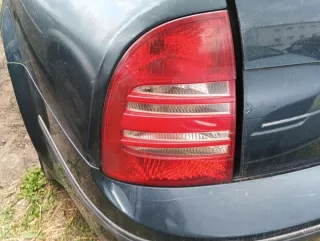  Фонарь задний левый Skoda Superb 1 Арт e12786561, вид 1