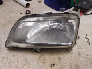 0301048301 Фара левая Seat Alhambra 1 Арт e12785092, вид 1