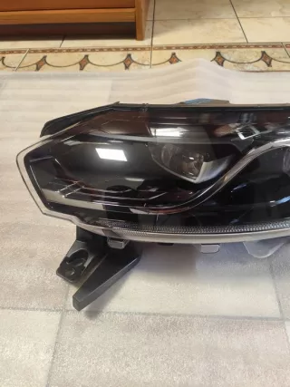 260605615R Фара левая Renault Espace 5 Арт e12784730, вид 2