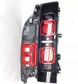 L8B2-13405-A Фонарь задний левый Land Rover Defender 2 Арт e12783392, вид 1