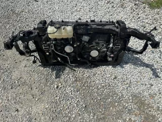  Передняя панель крепления облицовки (телевизор) Jeep Cherokee KL Арт e12777725, вид 2