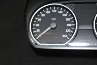 1024952 Щиток приборов (приборная панель) BMW 1 E81/E82/E87/E88 Арт e12774879, вид 3