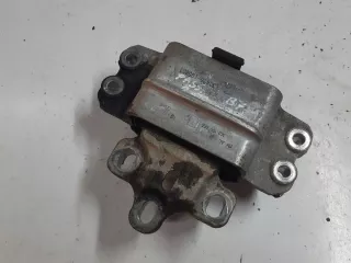2005-10 3C0199555AA Подушка крепления КПП Volkswagen Passat B7 Арт e12769245, вид 1